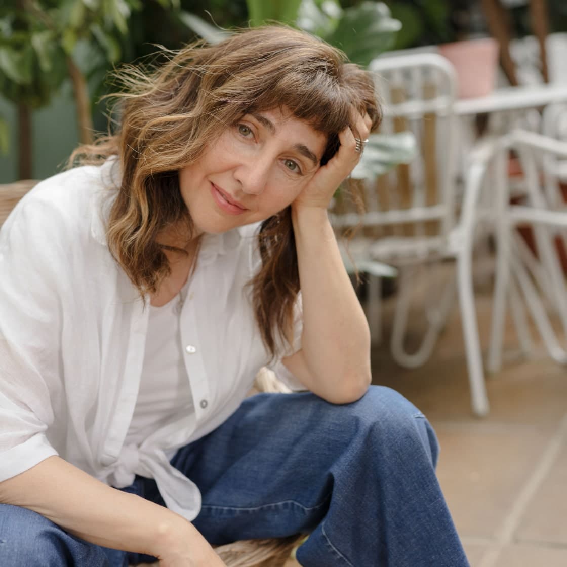 Привет, Я — Ольга Мовчан. И сейчас я живу в Лондоне